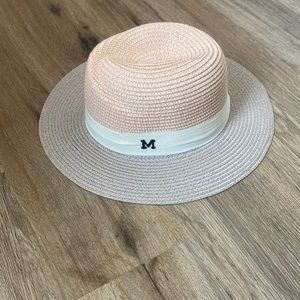 Peach, Grey and White sun hat. Never worn. One size.
